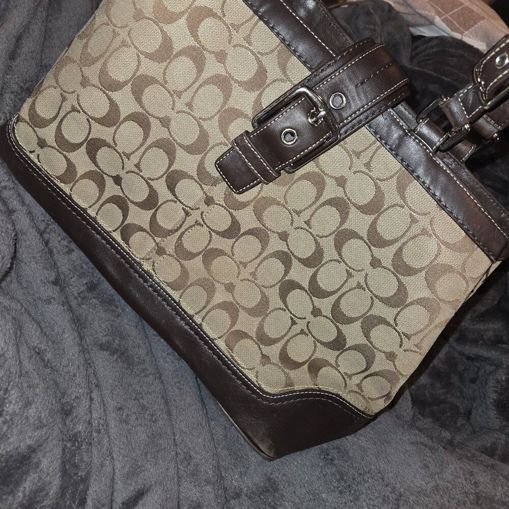 VINTAGE Coach Hampton Signature Large Satchel